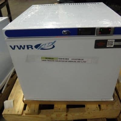 Auction Photos 400 x 400 23 - VWR Counter-Top Freezer Manual Defrost 1.7cf (Never been used)