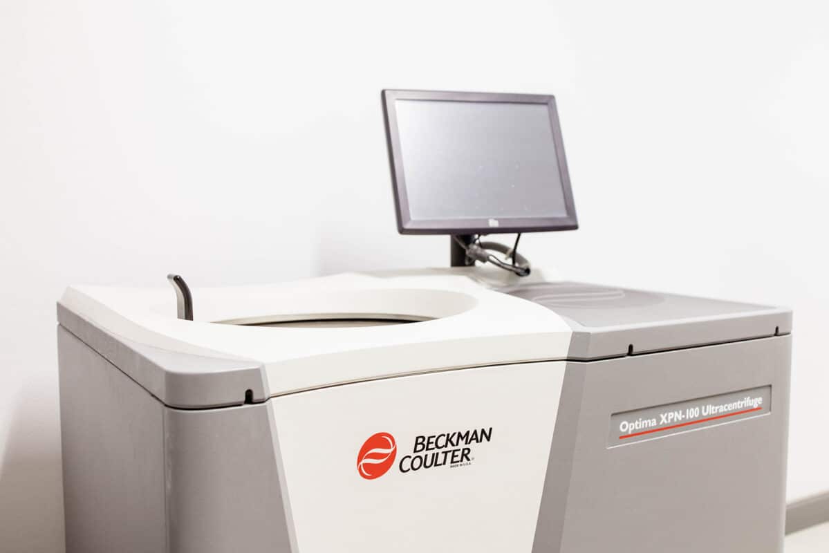 Ultracentrifuge 04 1199x800 - The Evolution of Beckman Centrifuges: A Historical Perspective