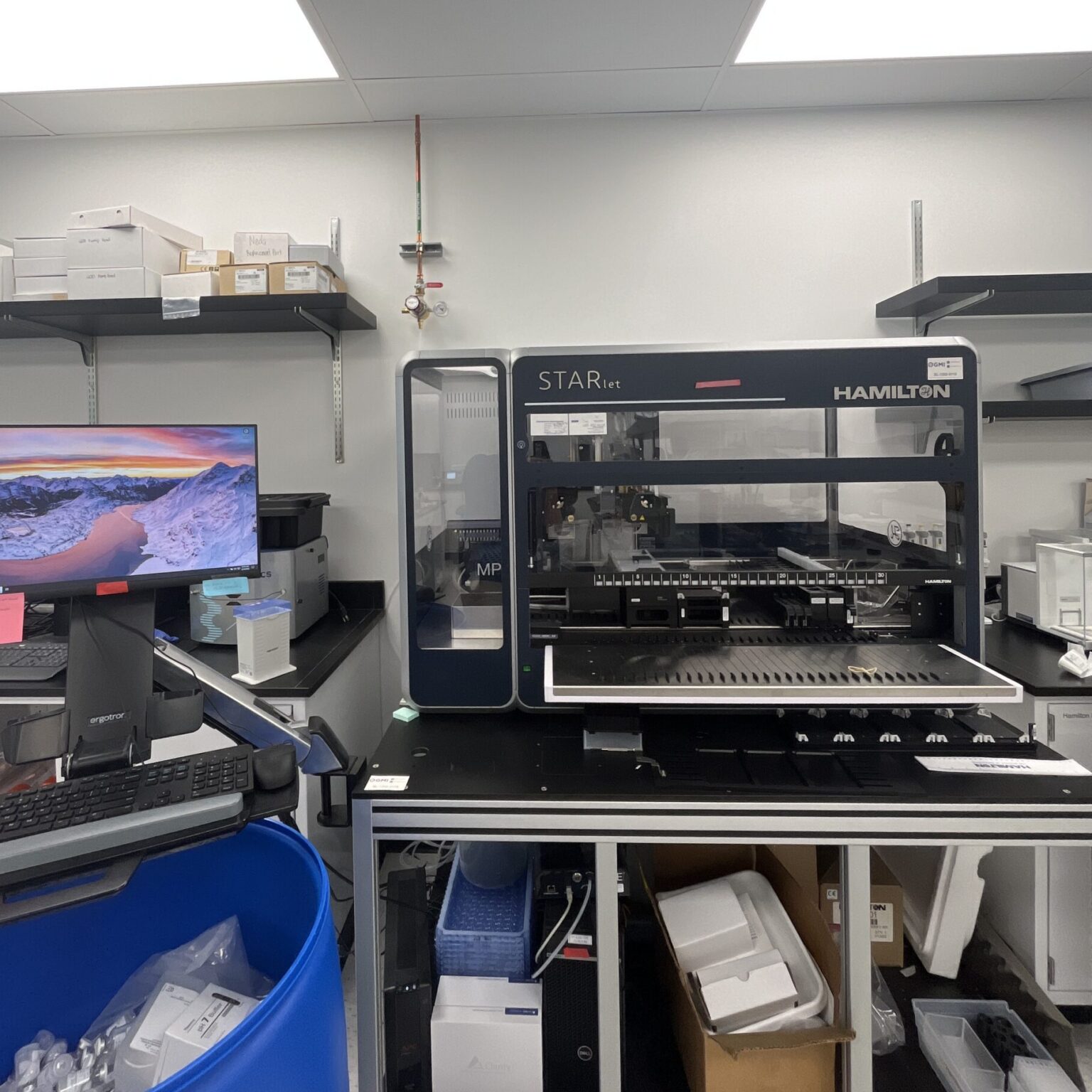 Hamilton STARlet Liquid Handler: CO-RE II 96 Multi-Probe Head | GMI ...