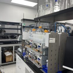 GMI LIPIDmix 36 (New Unit - June-2025) GMI LIPIDmix 36 for LNP Formulation * 4 pump system, up to 36ml/min * 5 valve drives * 5 x 1/16“, 16 port, valve head * Fraction collector * Clarity CDS (CFR 21 Part 11 compliant) * Datastation * Moni