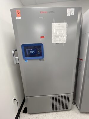 Thermo Scientific TSX60086A -80 °C Freezer