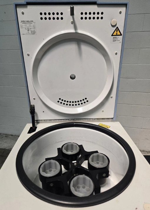 Thermo IEC Centra CL3 Centrifuge - Image 2
