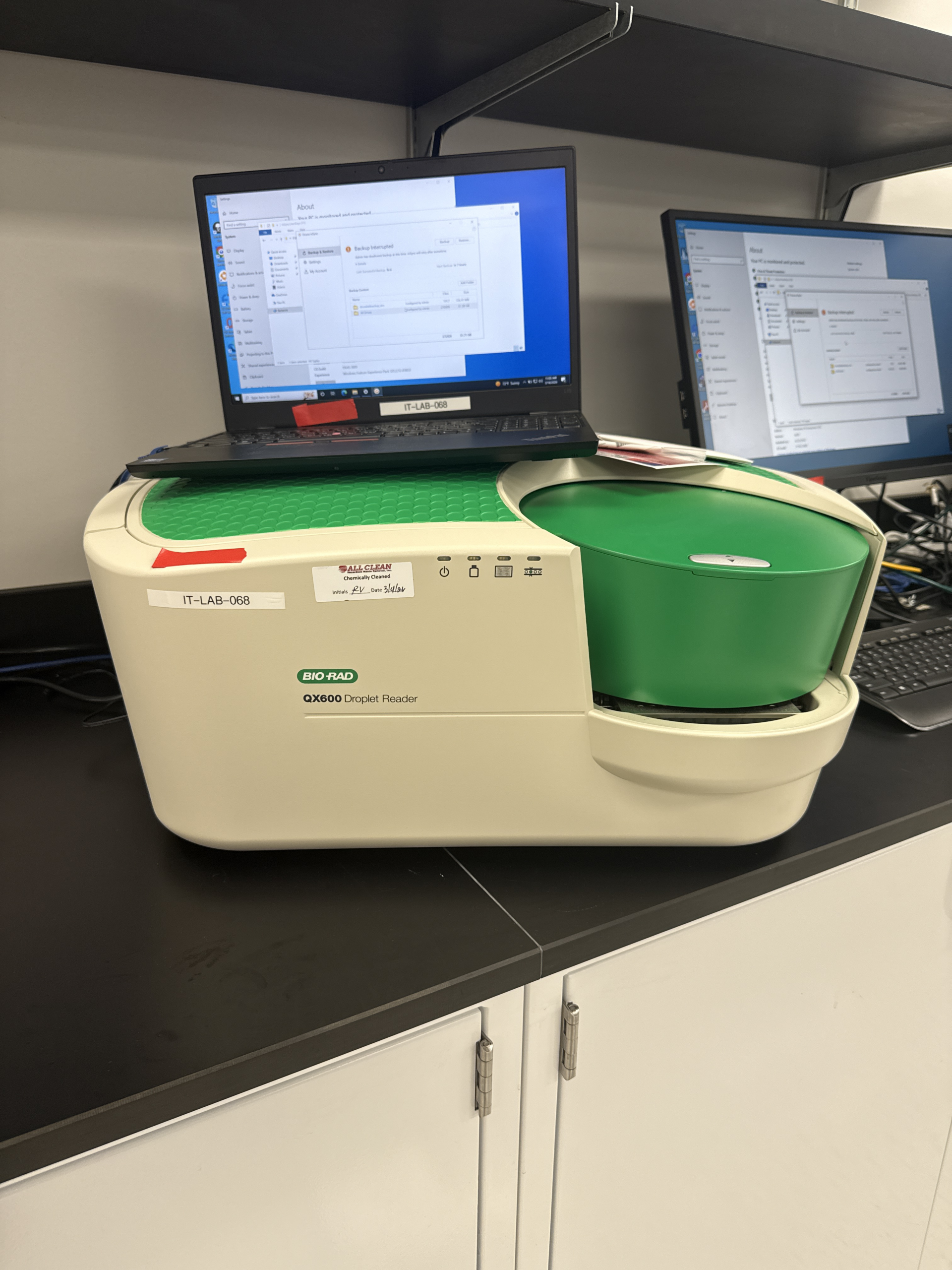 Bio-Rad QX600 QX600 Droplet Digital PCR System